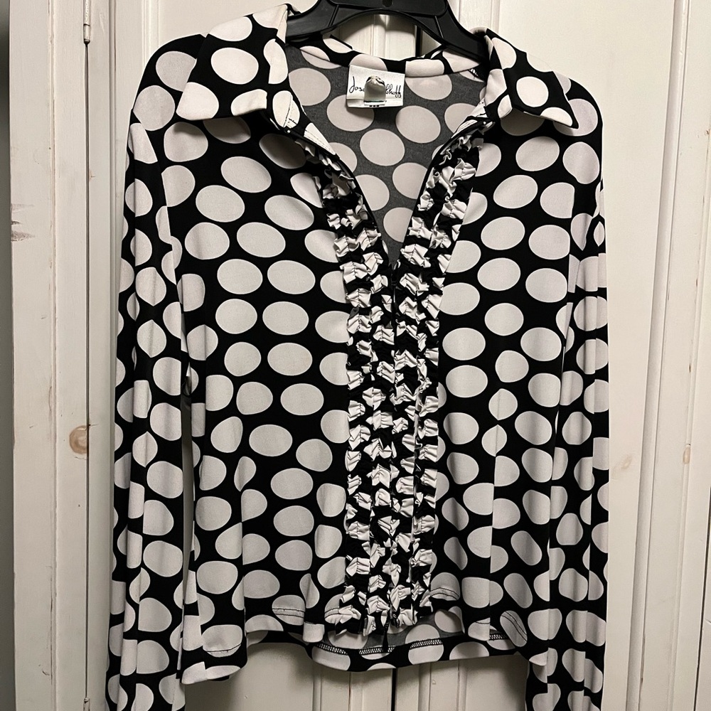 Joseph Ribkoff top, just in time for a Derby party or other fun evening